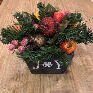 Holiday Centerpiece